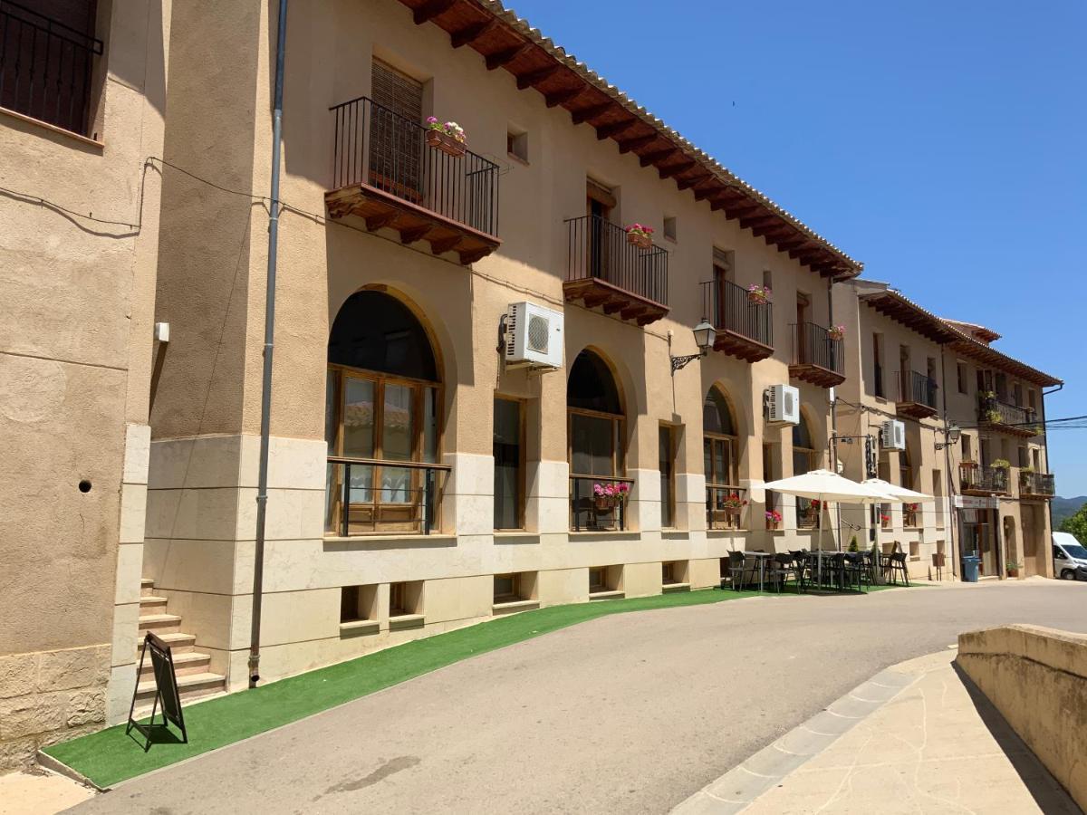 Peñarroya de Tastavins Hostal Tastavins מראה חיצוני תמונה