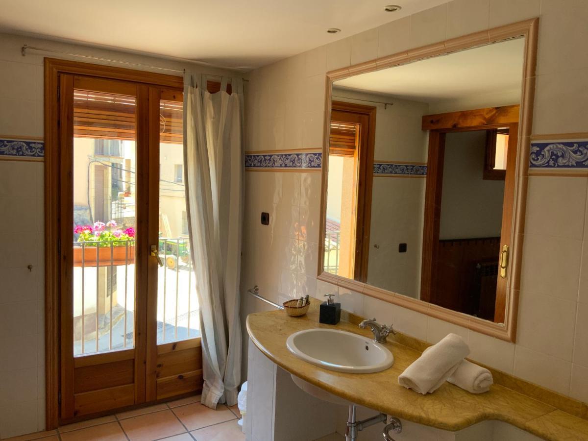 Peñarroya de Tastavins Hostal Tastavins מראה חיצוני תמונה